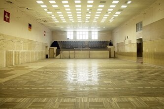 Большой спортивный зал КДЦ Мотовилиха
